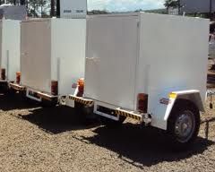 Reboque Para serviços TEL 27 3241 3557